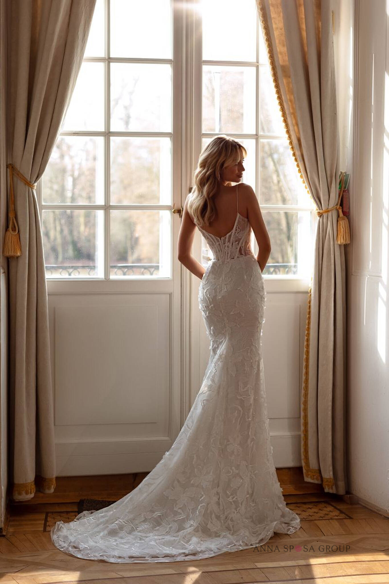 suknia-slubna-anna-sposa-elvi-tyl