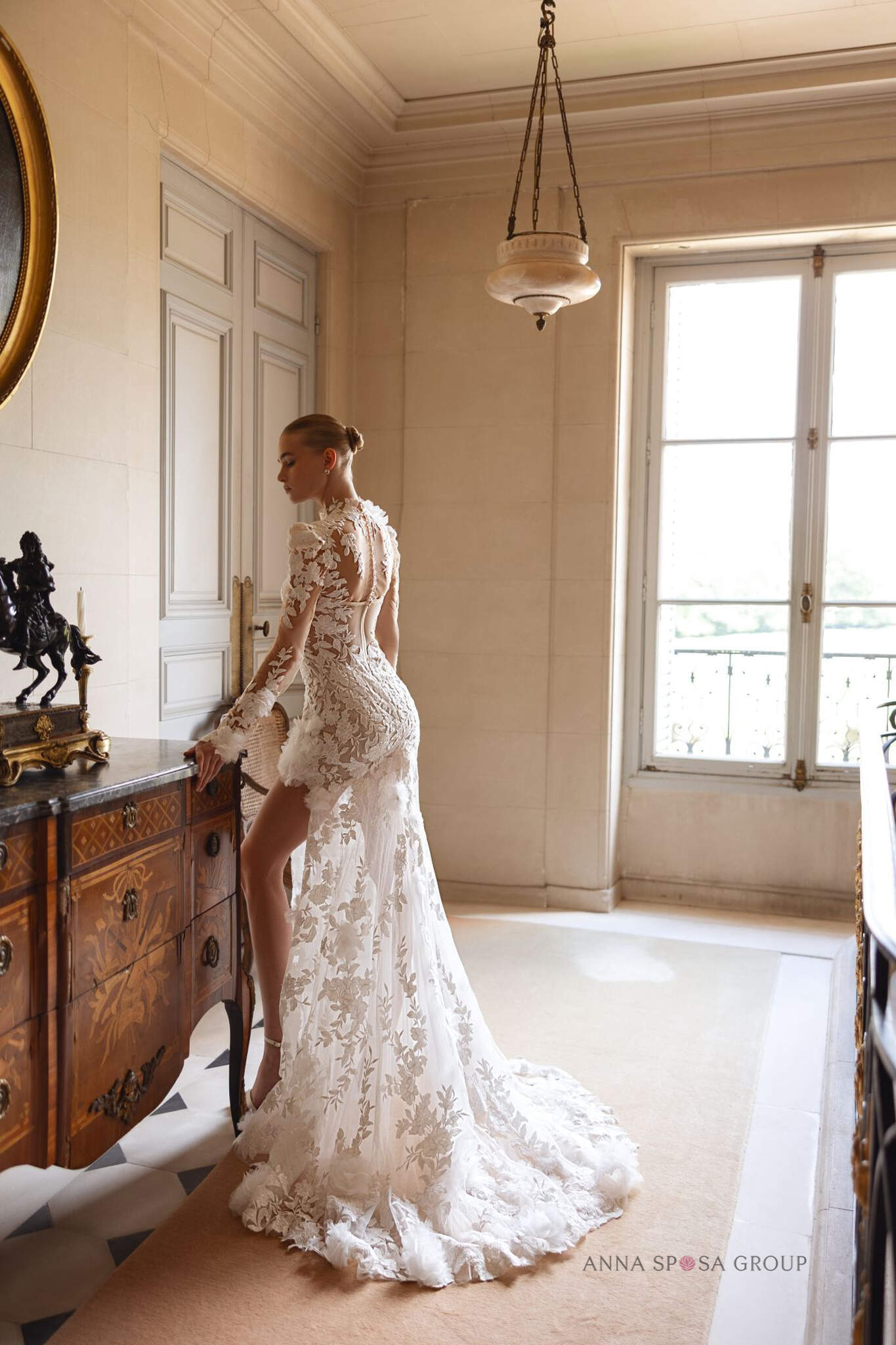 suknia-slubna-anna-sposa-sgael-tyl