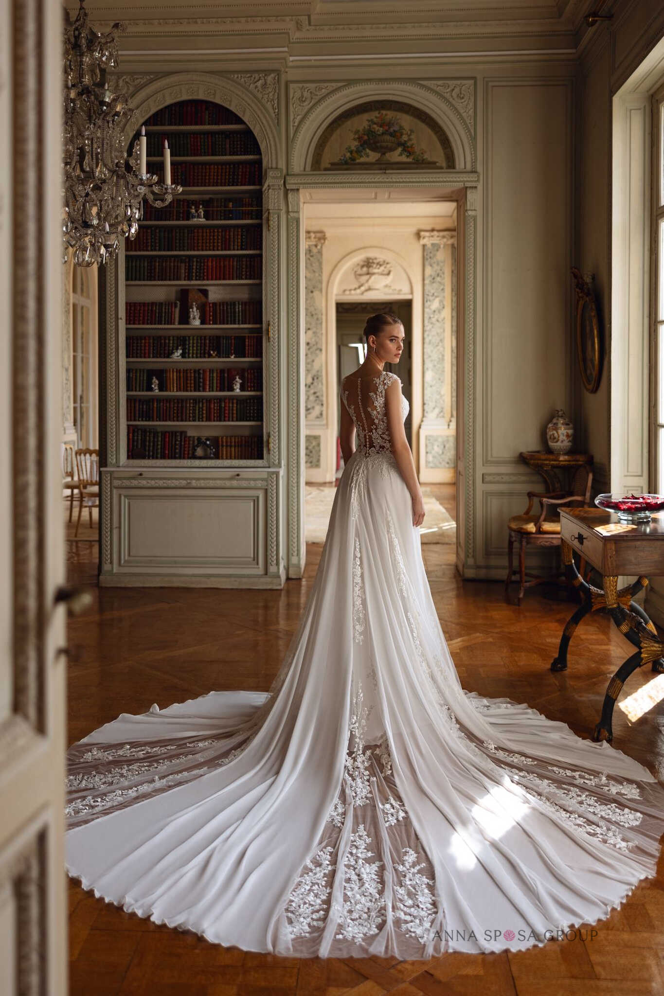 suknia-slubna-anna-sposa-surimi-tyl