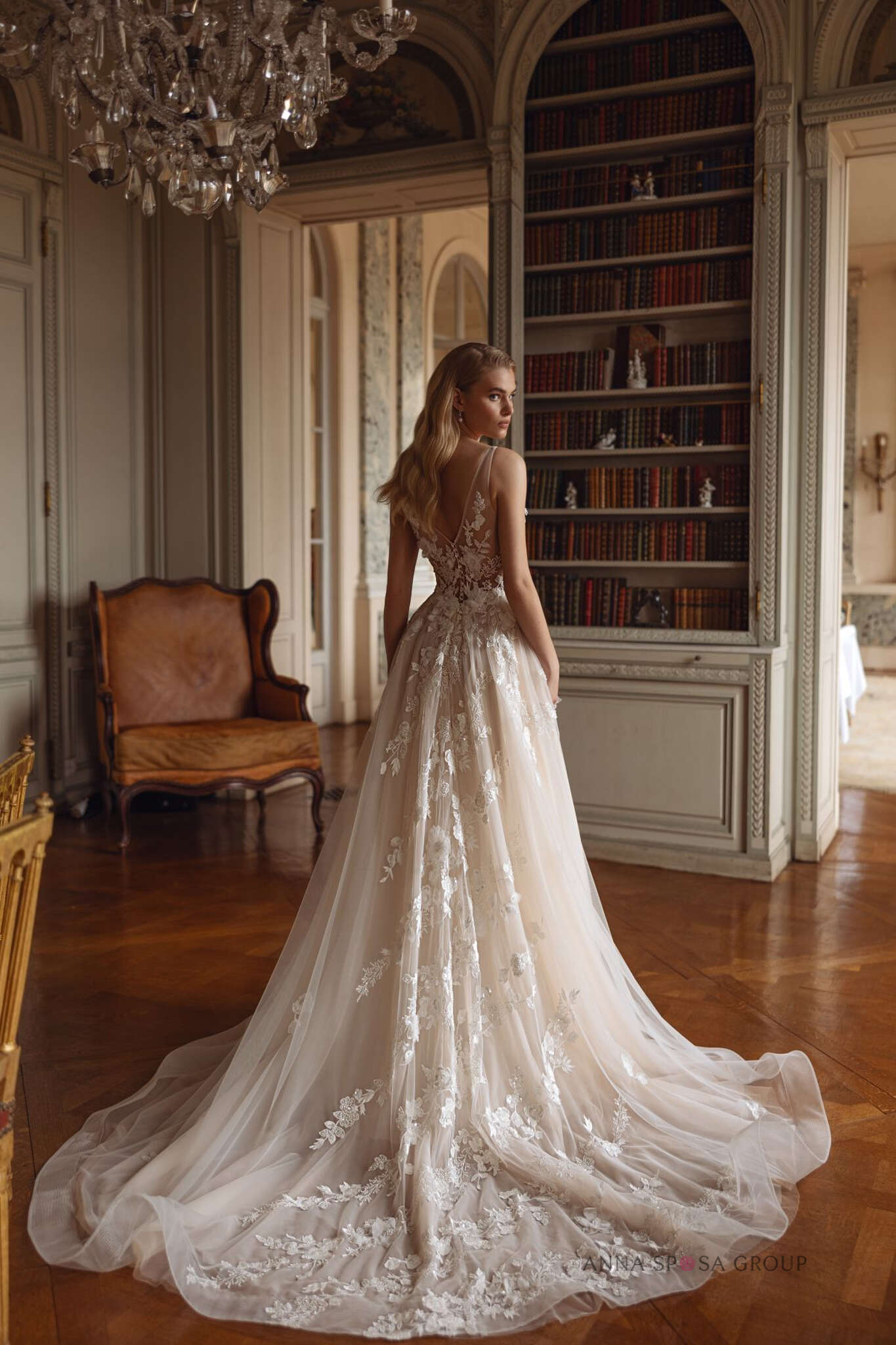 suknia-slubna-anna-sposa-yennefer-tyl