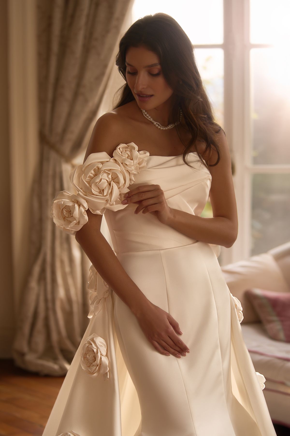 suknia-ślubna-allegresse-sapfir-blisko