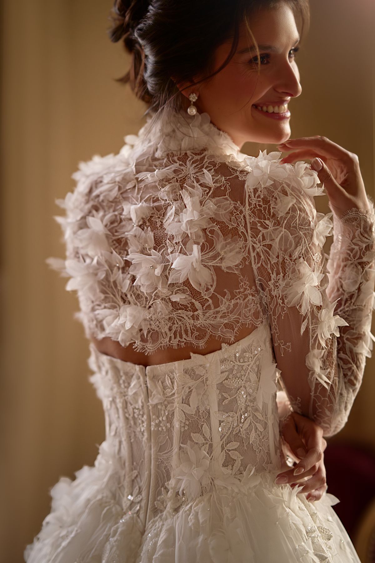 suknia-ślubna-allegresse-varvara-blisko