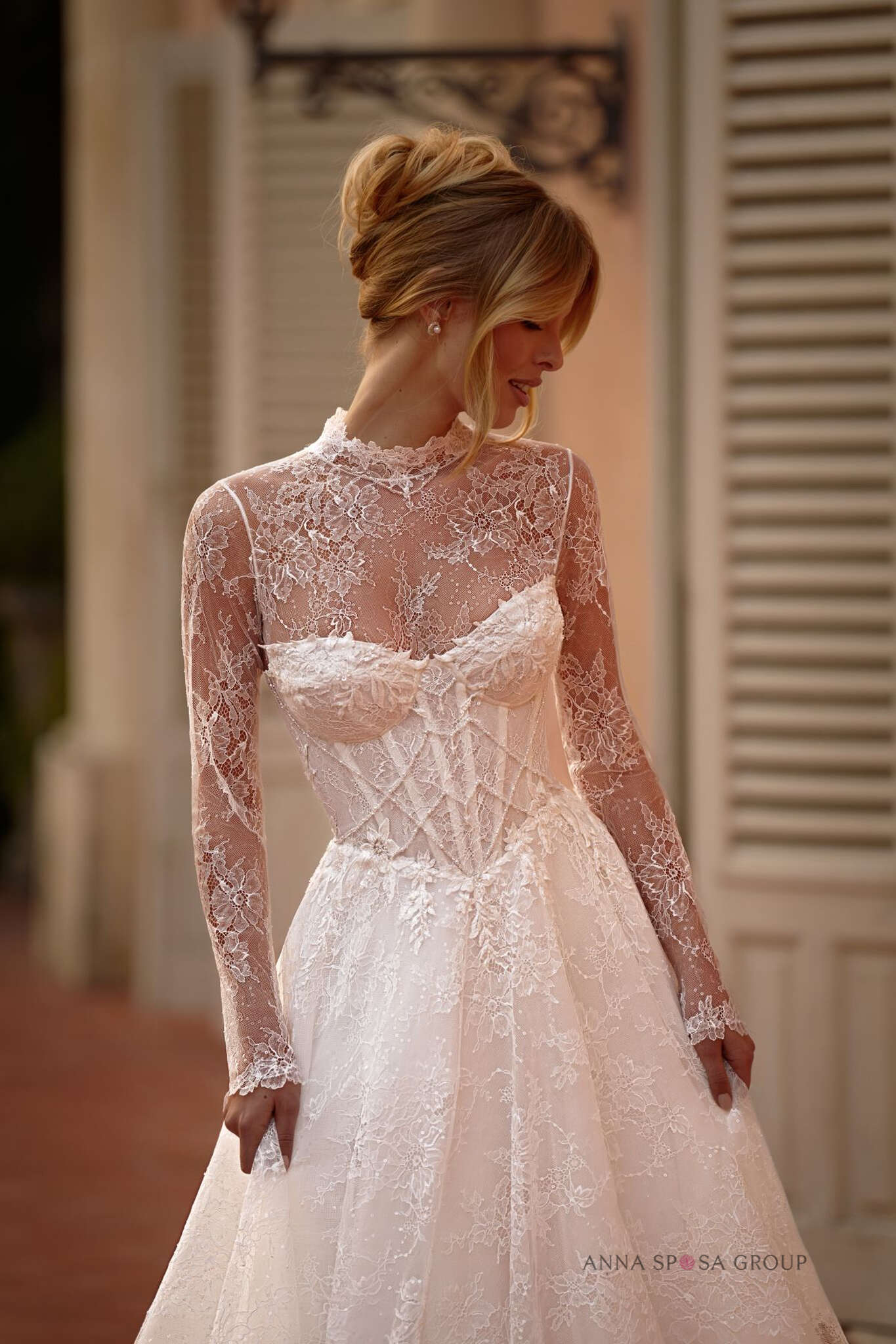 suknia-ślubna-anna-sposa-lazurina-blisko