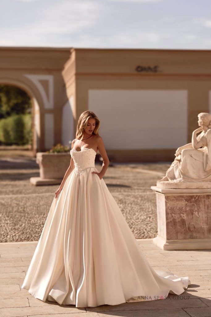 Suknia ślubna Anna Sposa HVOYA