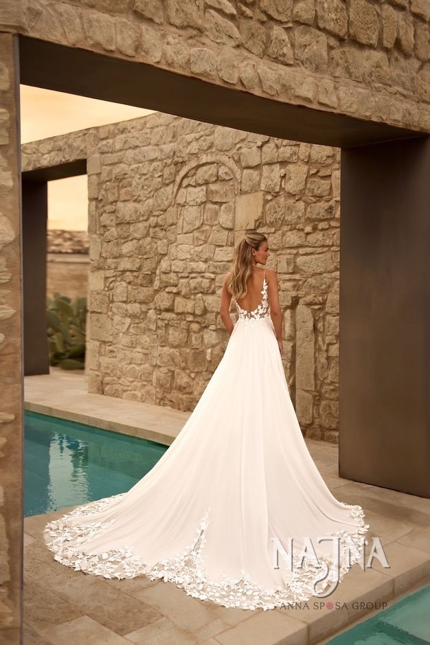 Suknia slubna Anna Sposa CARAYA tył w NAJNA WOW