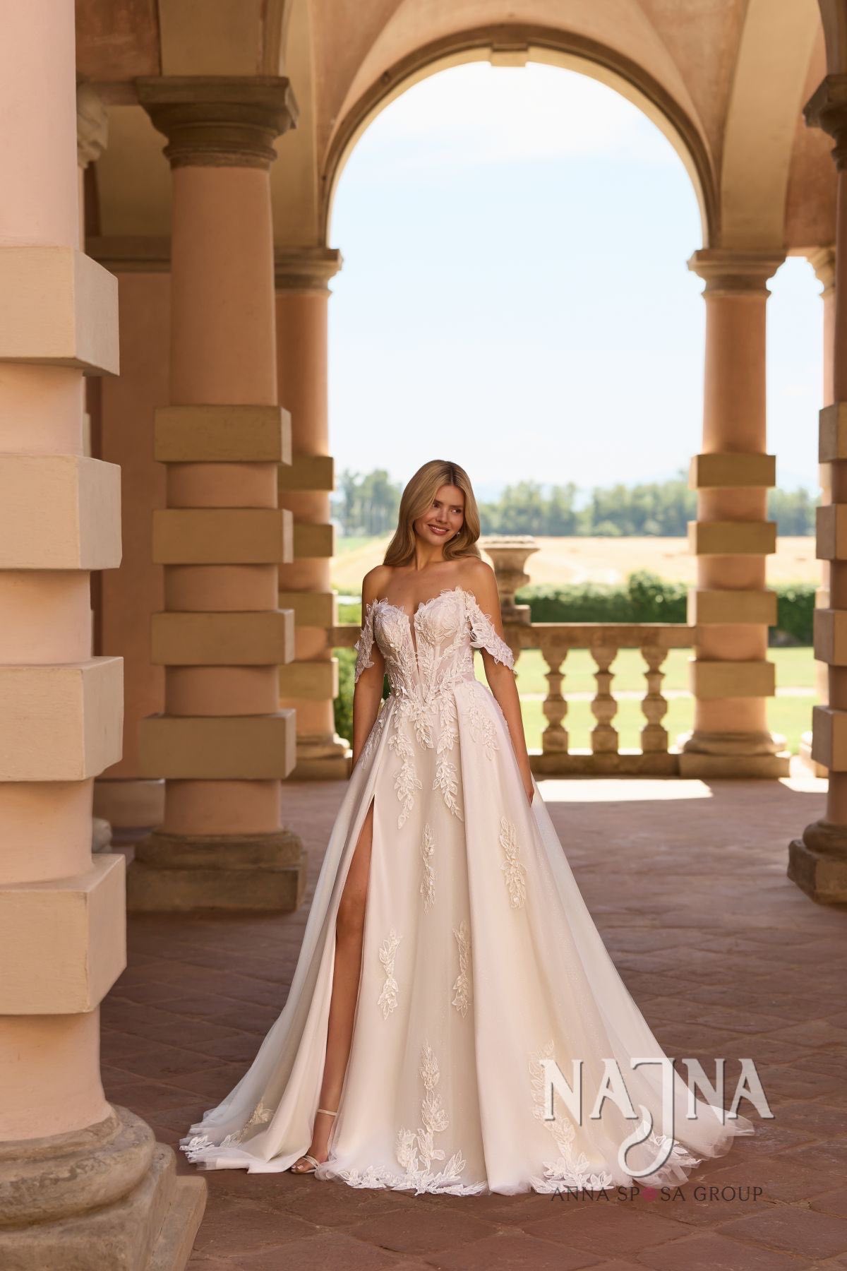 Suknia ślubna Anna Sposa FRIBBEN w NAJNA WOW