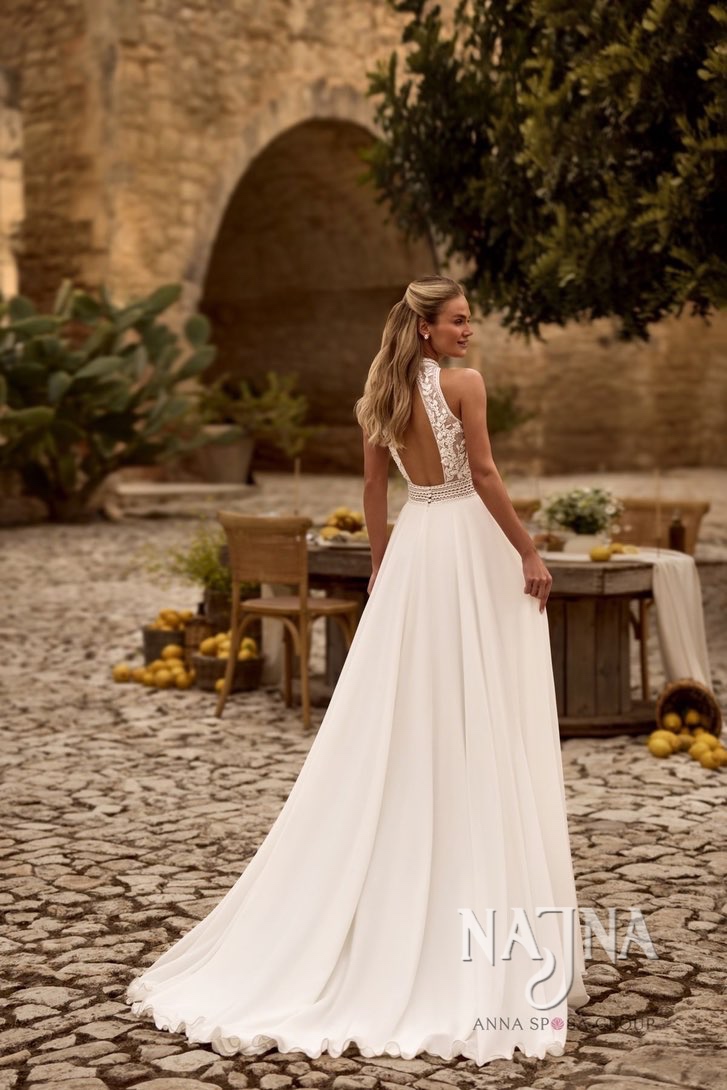 Suknia slubna Anna Sposa KROUN tył w NAJNA WOW