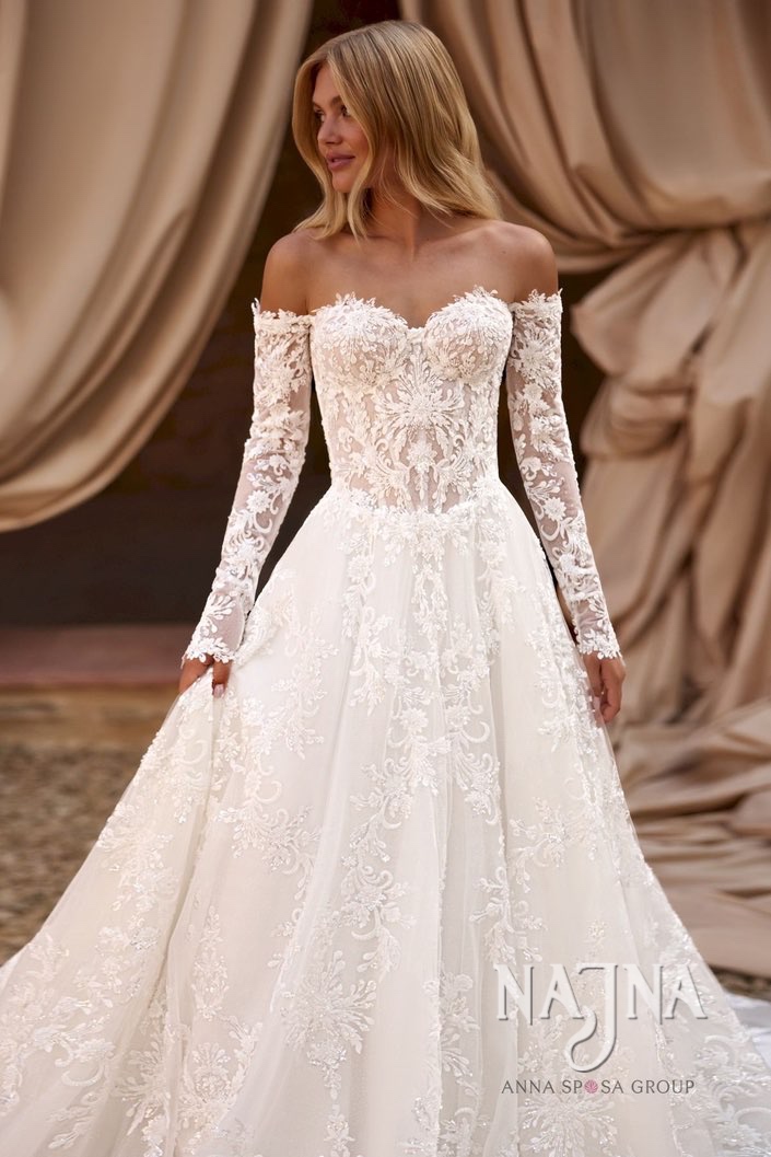 Suknia ślubna Anna Sposa REYSTARA blisko w NAJNA WOW