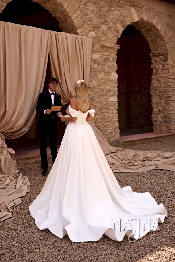 Suknia ślubna Anna Sposa SOUTA tył w NAJNA WOW