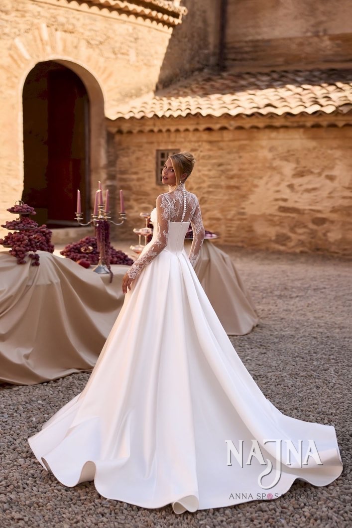 Suknia ślubna Anna Sposa TORNESSA tył w NAJNA WOW