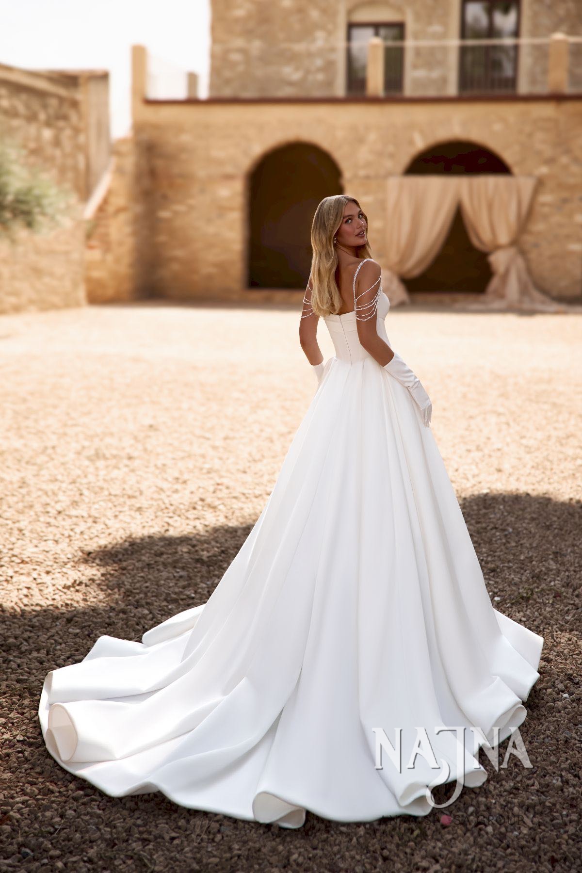 Suknia ślubna Anna Sposa VENARYA tył w NAJNA WOW