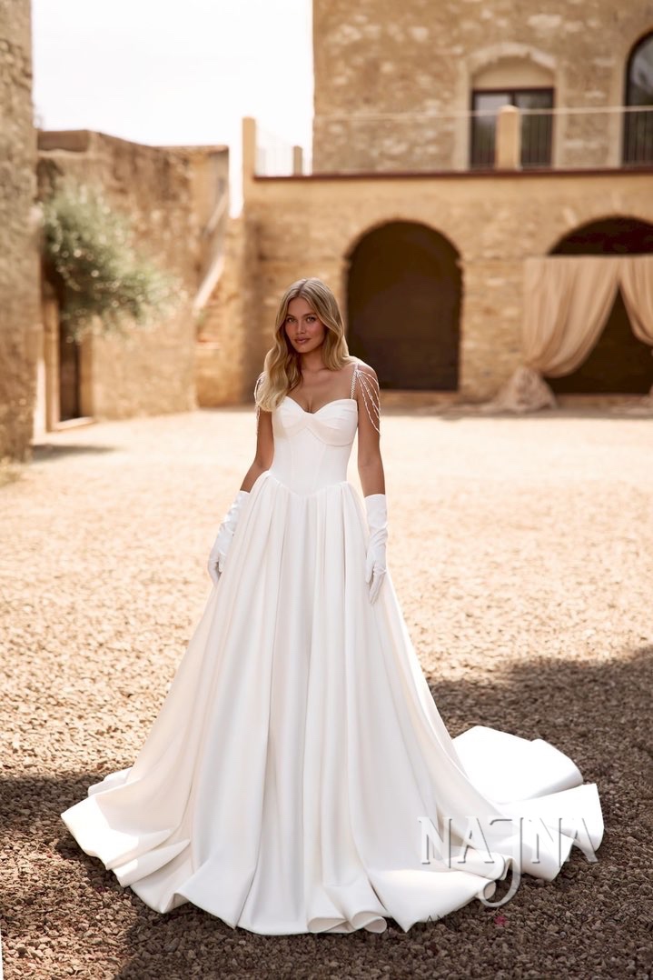 Suknia ślubna Anna Sposa VENARYA w NAJNA WOW