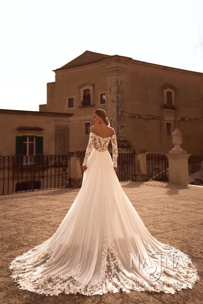 Suknia ślubna Anna Sposa ZHADANNA tył w NAJNA WOW