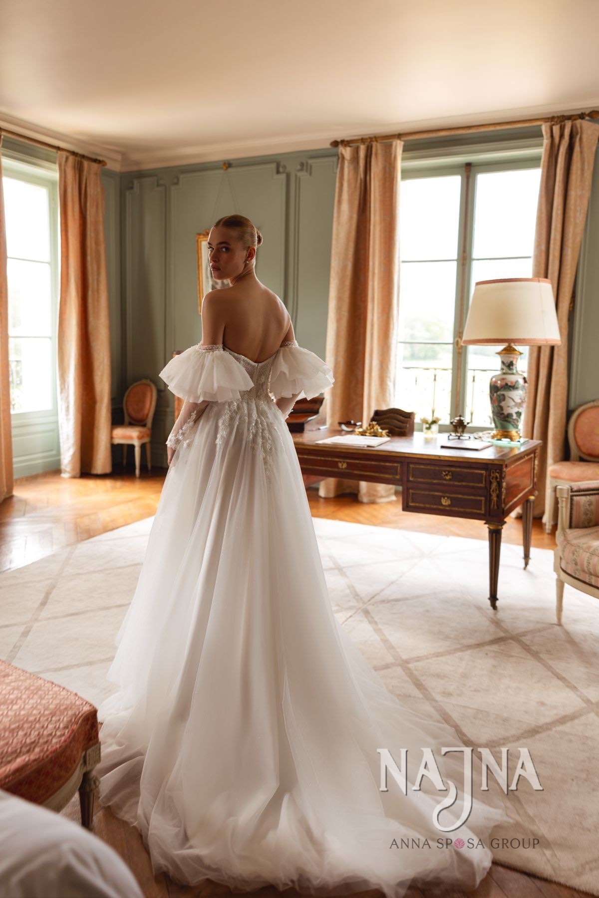 Suknia ślubna Anna Sposa BELLARIS tył