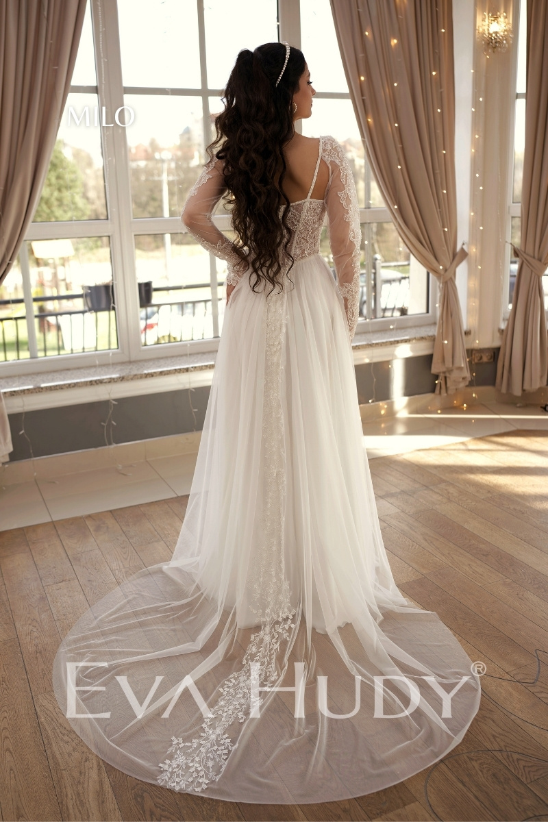 Suknia ślubna Kaledonia MILO tył