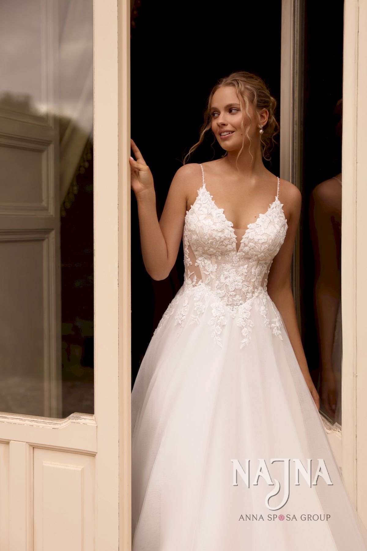 Suknia ślubna Anna Sposa MAJORIA blisko