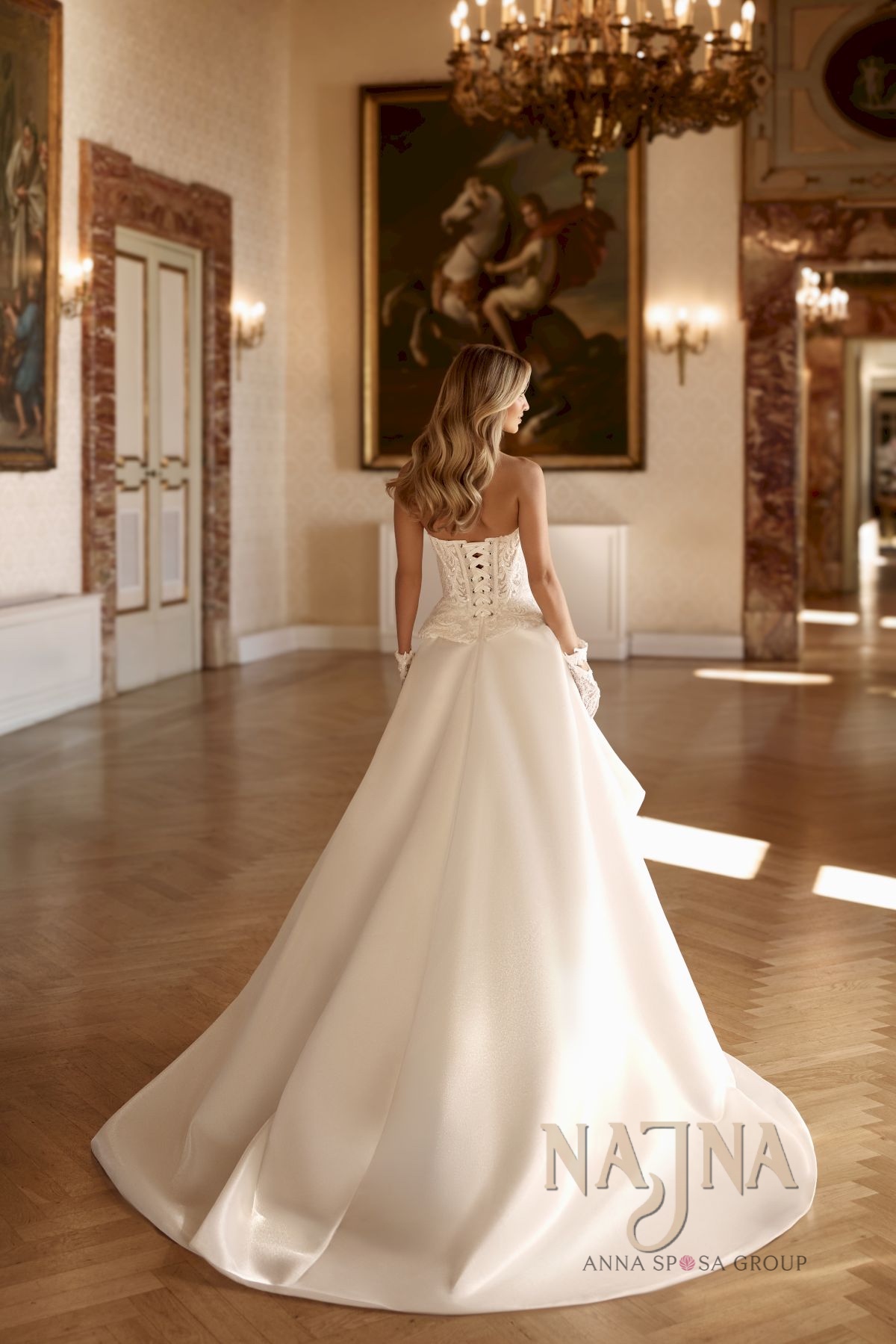 Suknia ślubna Anna Sposa BELLAYN tył