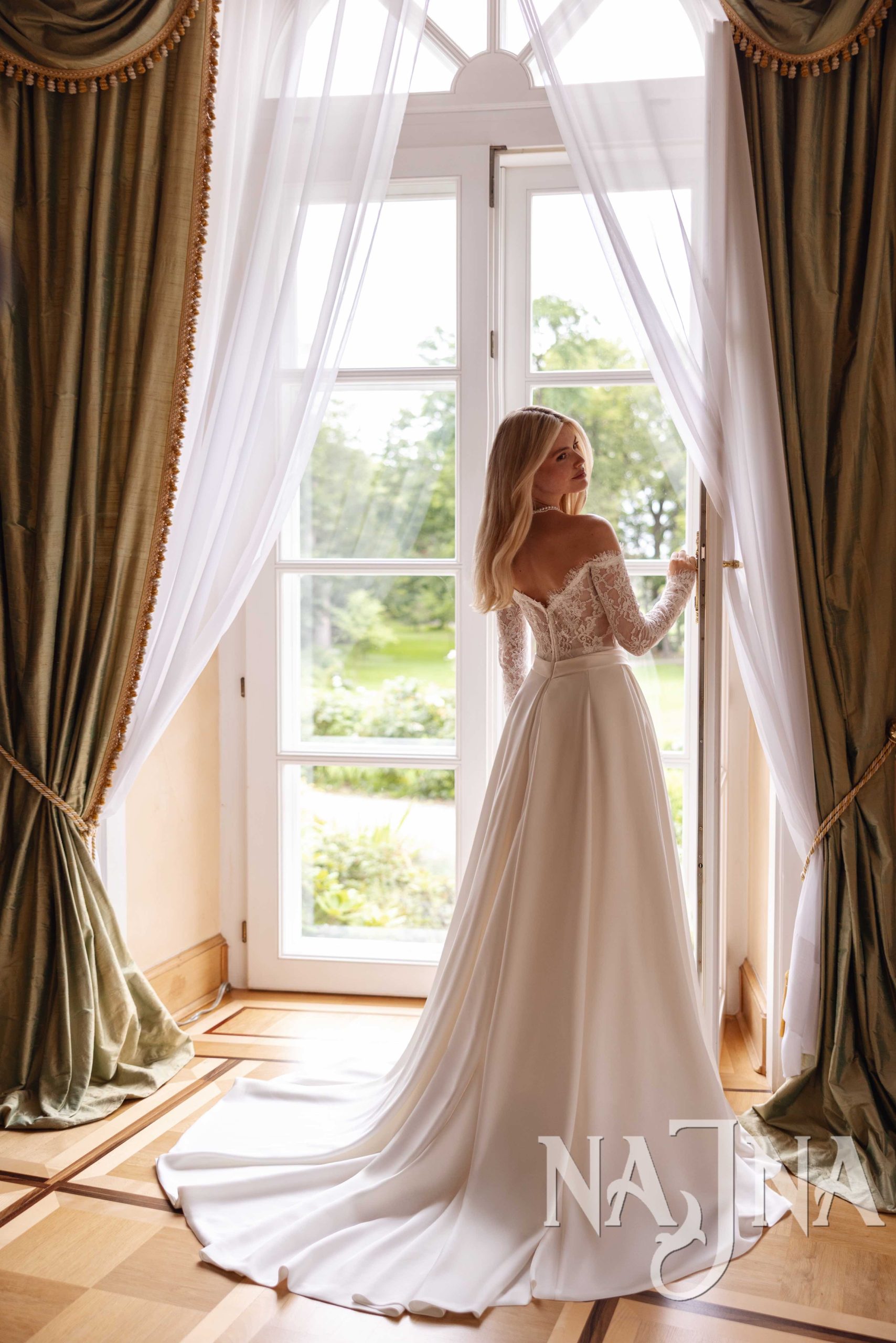 Suknia ślubna Anna Sposa Alligresse ZONEDA tył