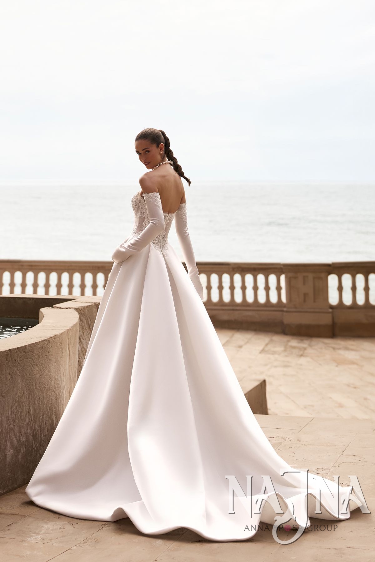 Suknia ślubna Anna Sposa BURVA tył