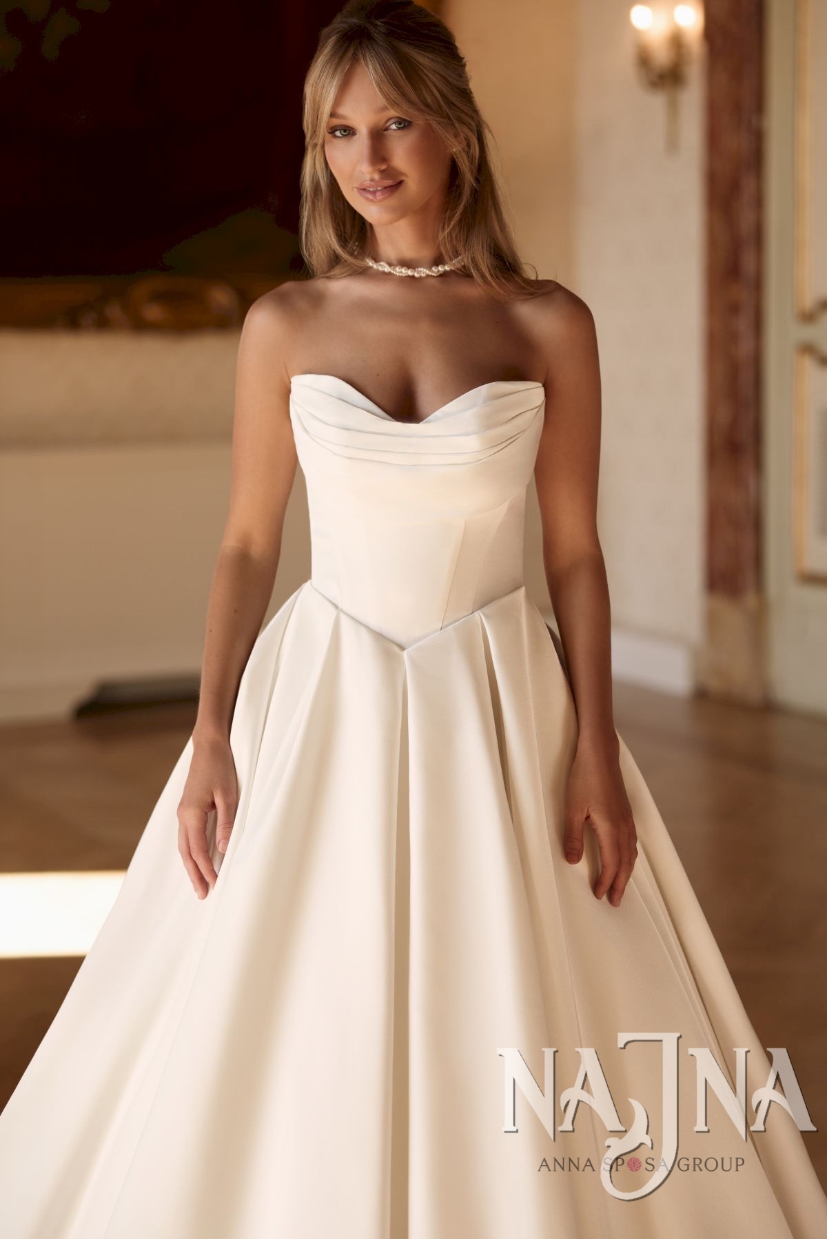 Suknia ślubna Anna Sposa YAROSLAVA blisko